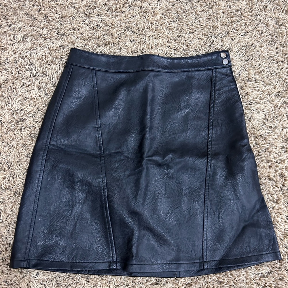 Zara Black Leather-Style Skirt